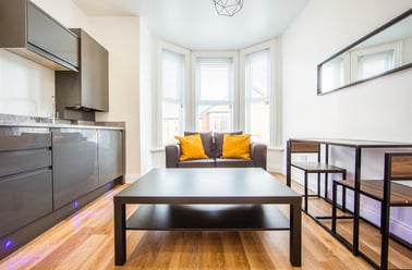 Queens Road, Jesmond, Newcastle - Image 2